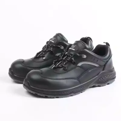 TOE SAFETY FOOTWEAR